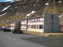 Túngata 13 - 15, Suðureyri